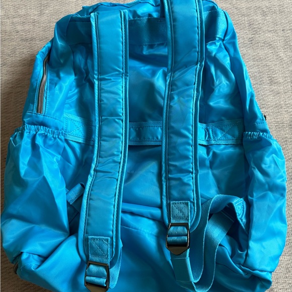 COPY - COPY - NWOT Lug Echo SE 2 Packable Backpack in Sky Blue - Picture 5 of 16